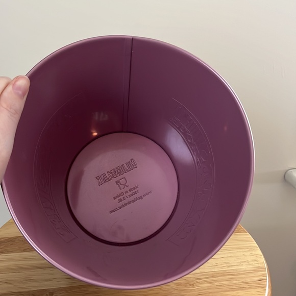 Taylor Swift The Eras Tour Pink Popcorn Bucket Music Collectible Movie - Picture 5 of 6